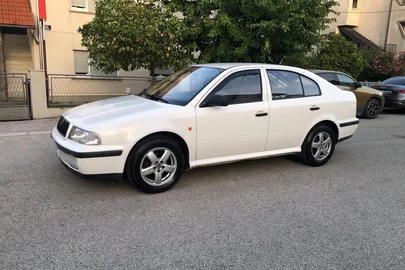 2001' Skoda Octavia 1,6