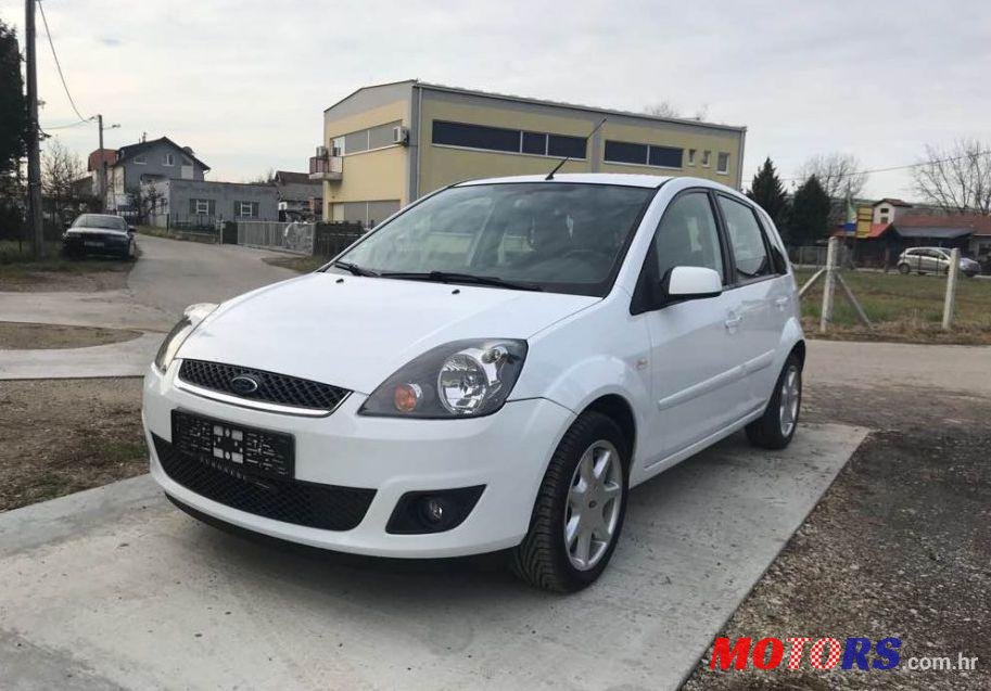 2008' Ford Fiesta 1.4 Tdci photo #2