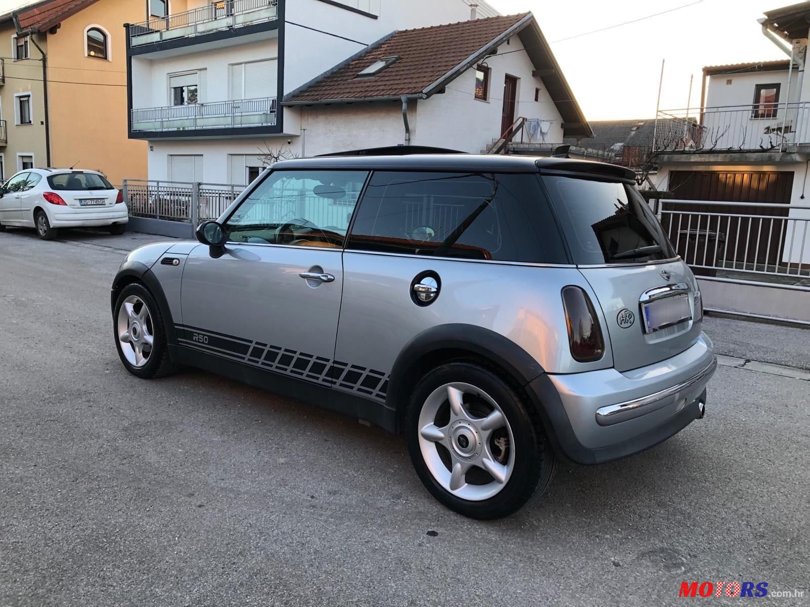 2002' MINI Cooper Mini One photo #5