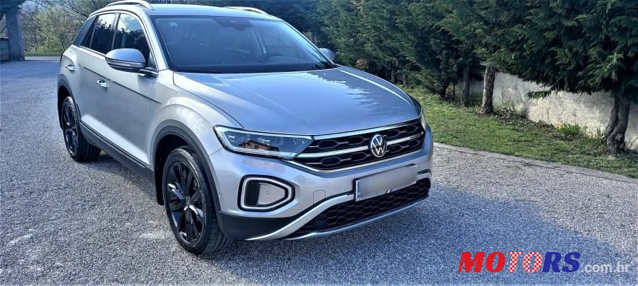 2022' Volkswagen T-Roc 2,0 photo #2