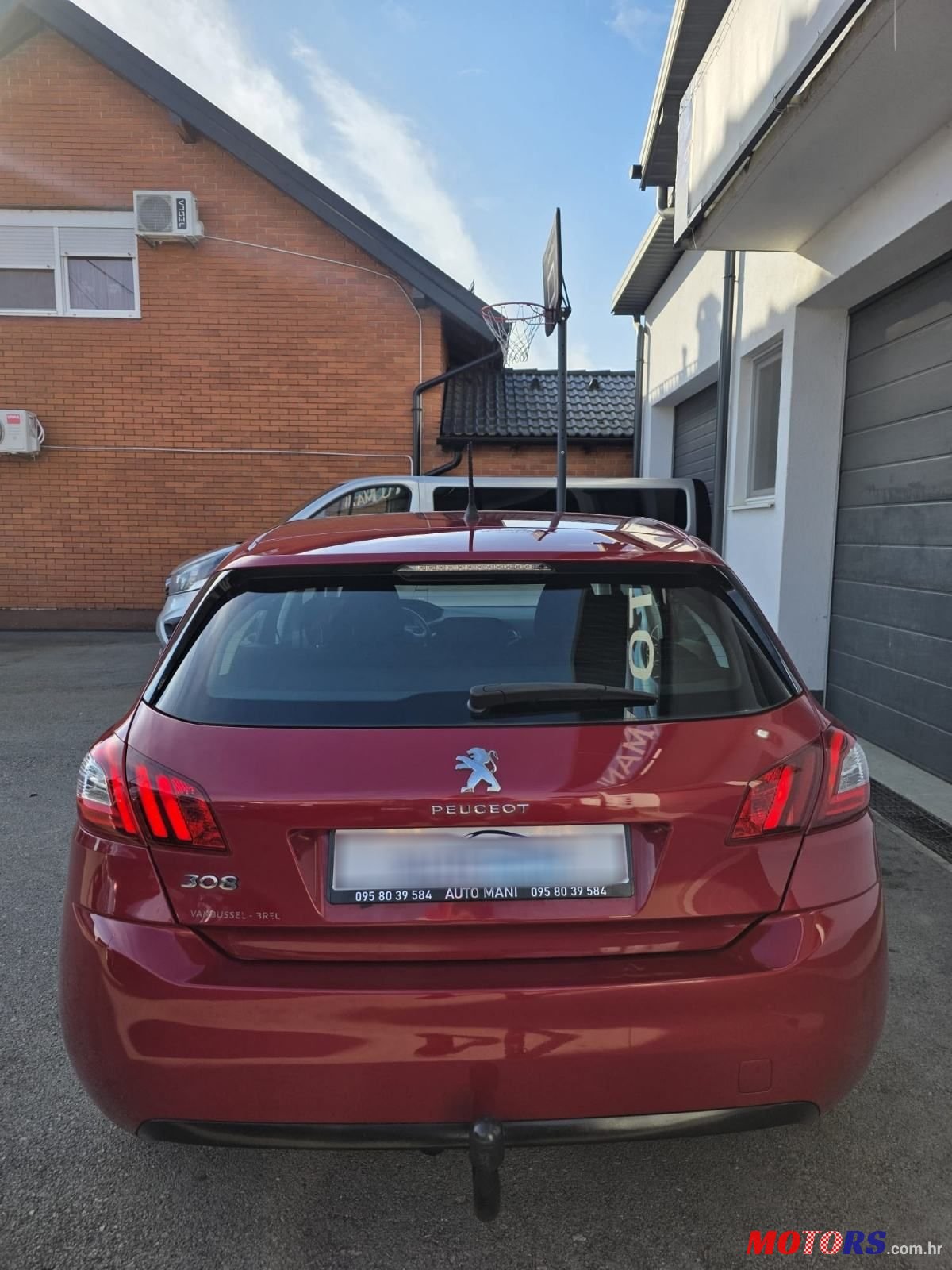 2014' Peugeot 308 1.2 photo #6