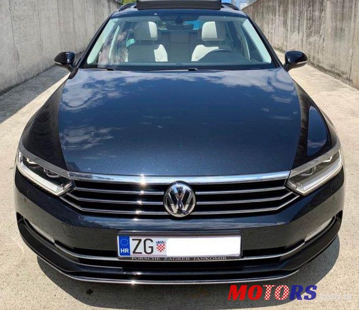 2018' Volkswagen Passat Variant photo #1