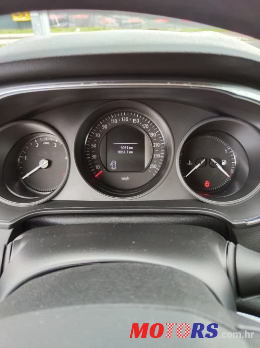 2019' Renault Megane Blue Dci 95 photo #6