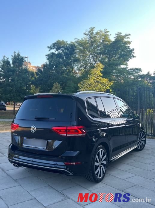 2017' Volkswagen Touran 2,0 Tdi photo #4