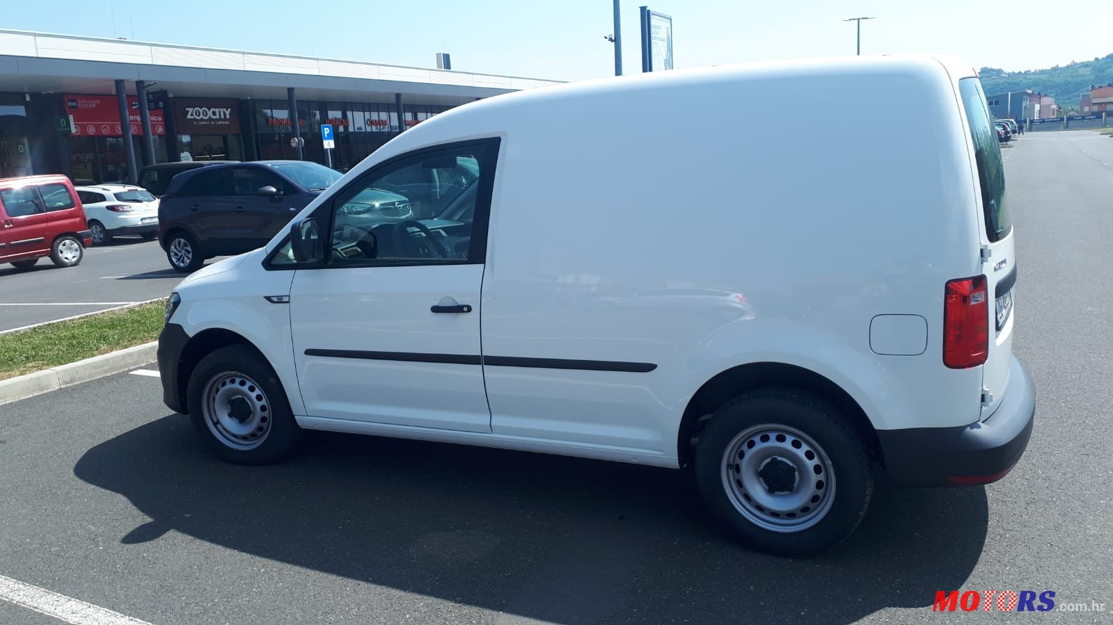 2019' Volkswagen Caddy cargo photo #4