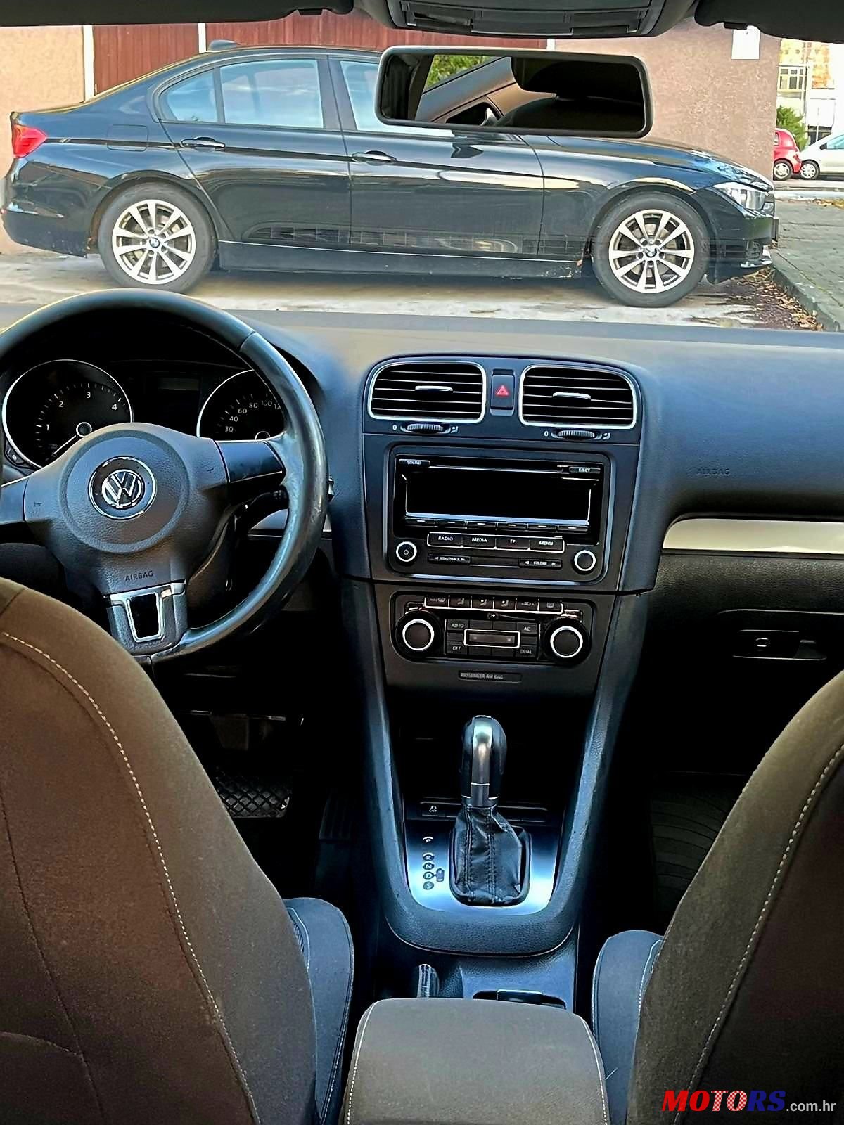 2012' Volkswagen Golf VI 1,6 Tdi photo #6