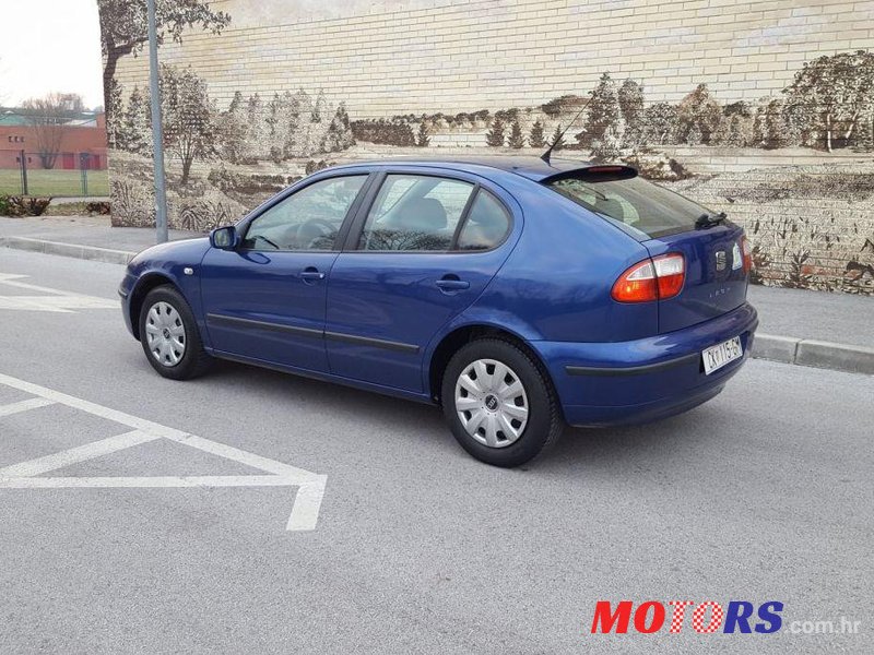 2001' SEAT Leon Sport photo #1