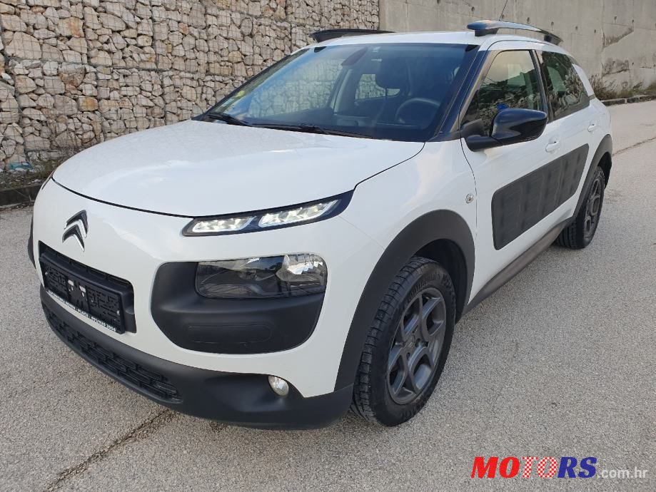 2016' Citroen C4 Cactus photo #1