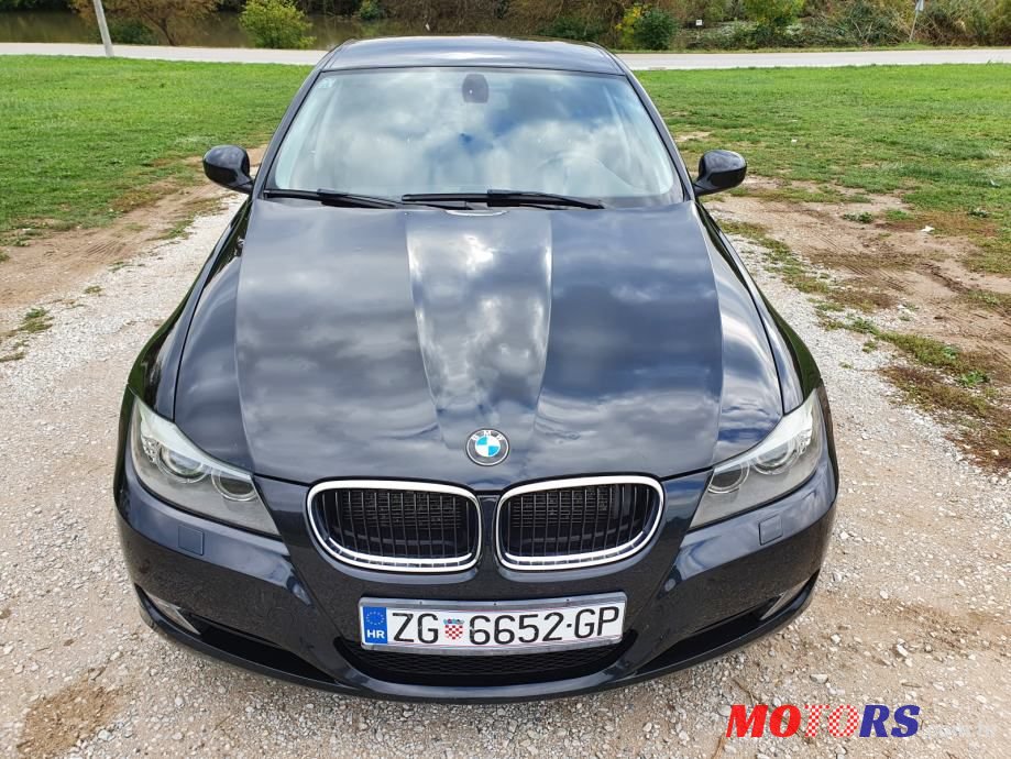 2011' BMW Serija 3 318D photo #1