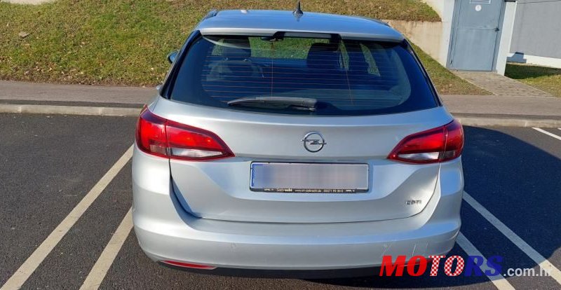 2017' Opel Astra 1.6 Cdti photo #5