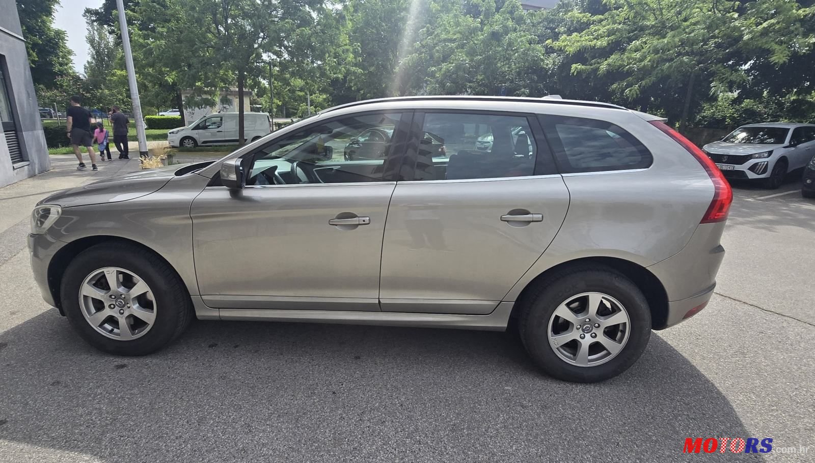 2014' Volvo XC60 Awd D4 photo #4