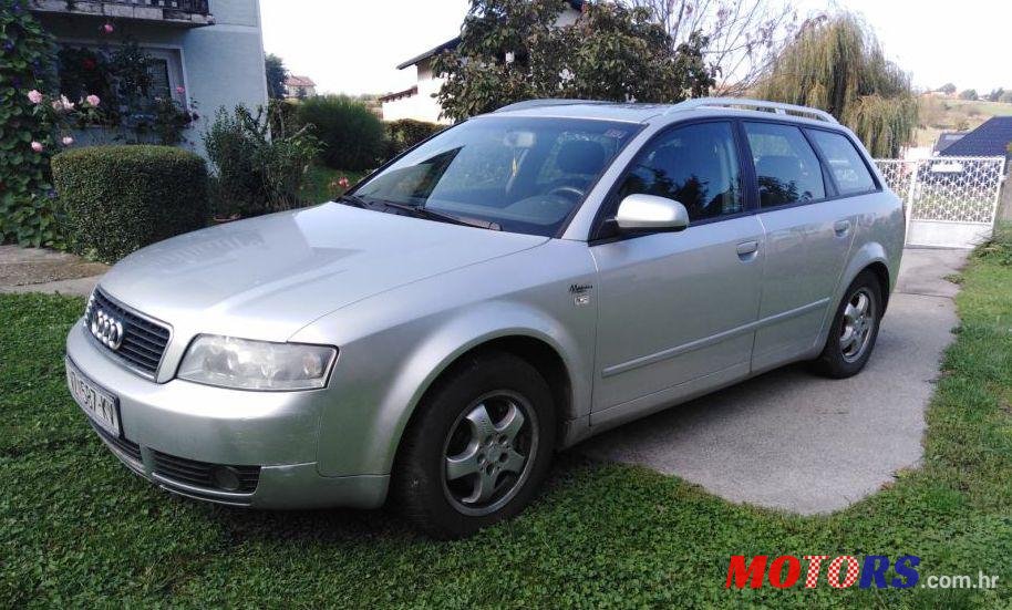 2005' Audi A4 Avant photo #4