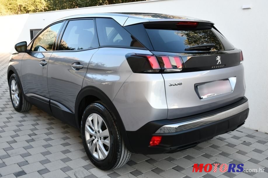 2019' Peugeot 3008 1,5 Bluehdi photo #2