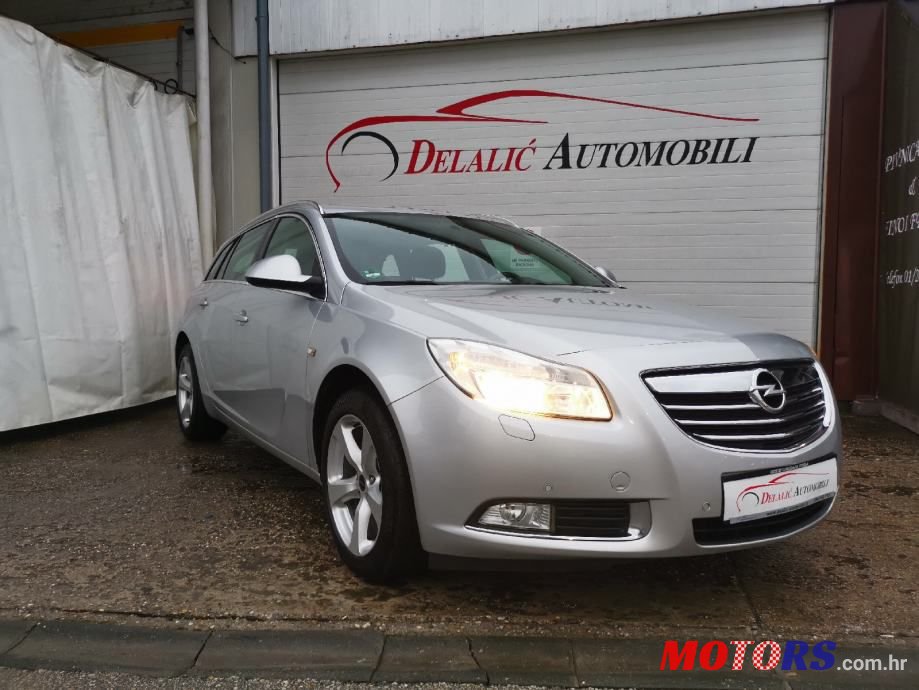 2013' Opel Insignia Karavan photo #2