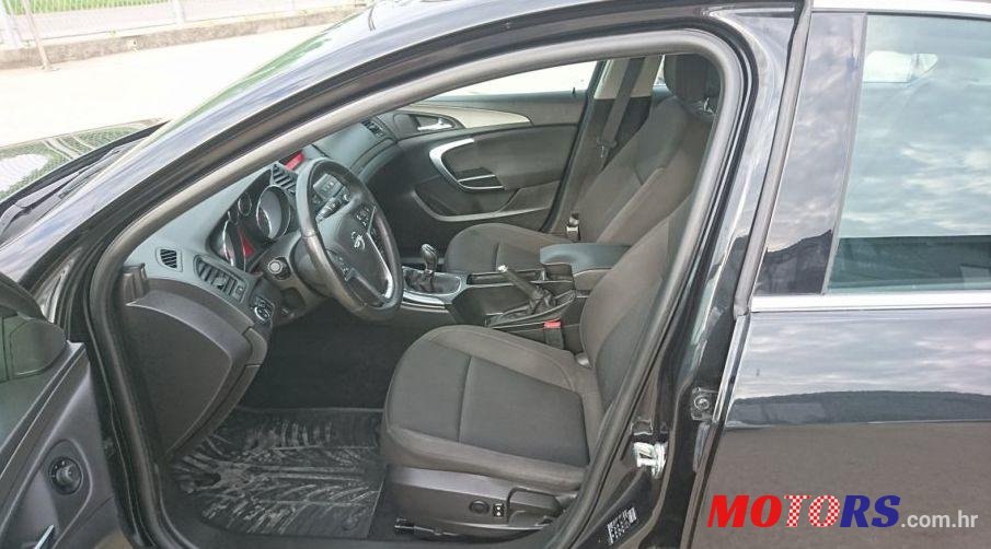 2013' Opel Insignia 2,0 Cdti photo #1