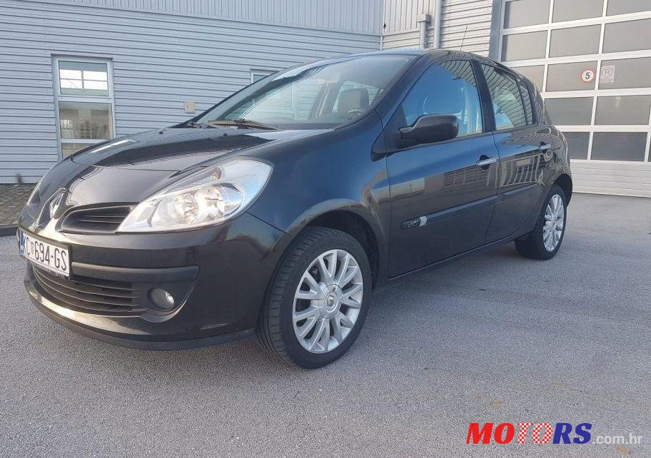 2007' Renault Clio 1,5 Dci photo #1