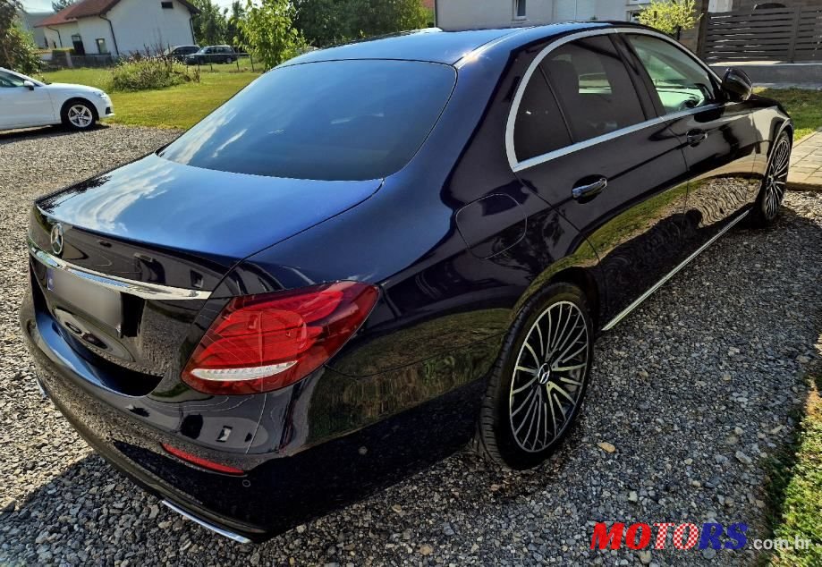 2019' Mercedes-Benz E-Klasa 200 D photo #4