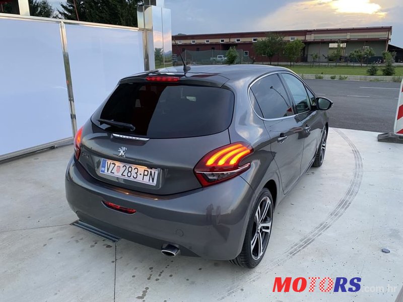2019' Peugeot 208 photo #5