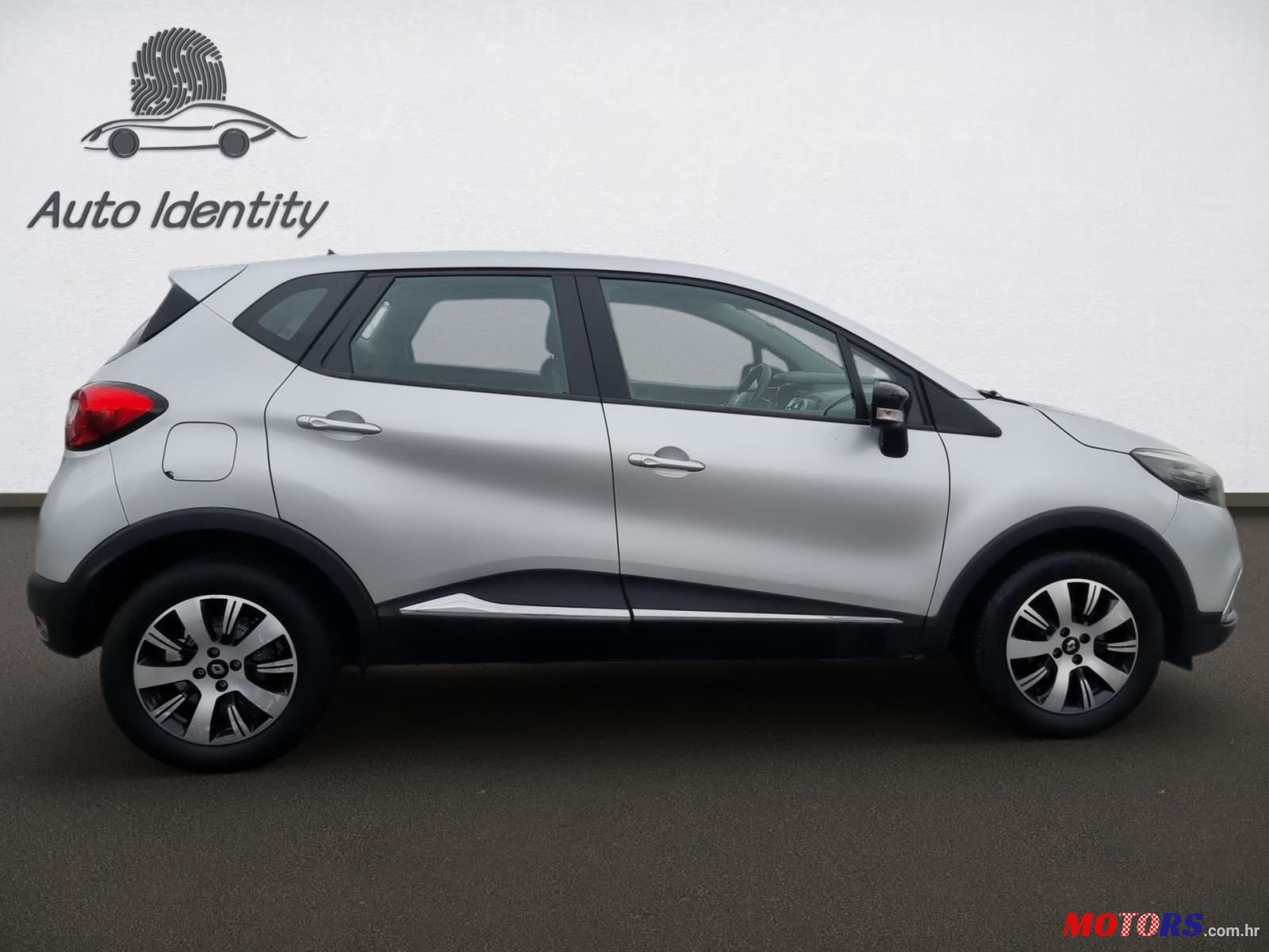 2016' Renault Captur Tce 90 photo #5
