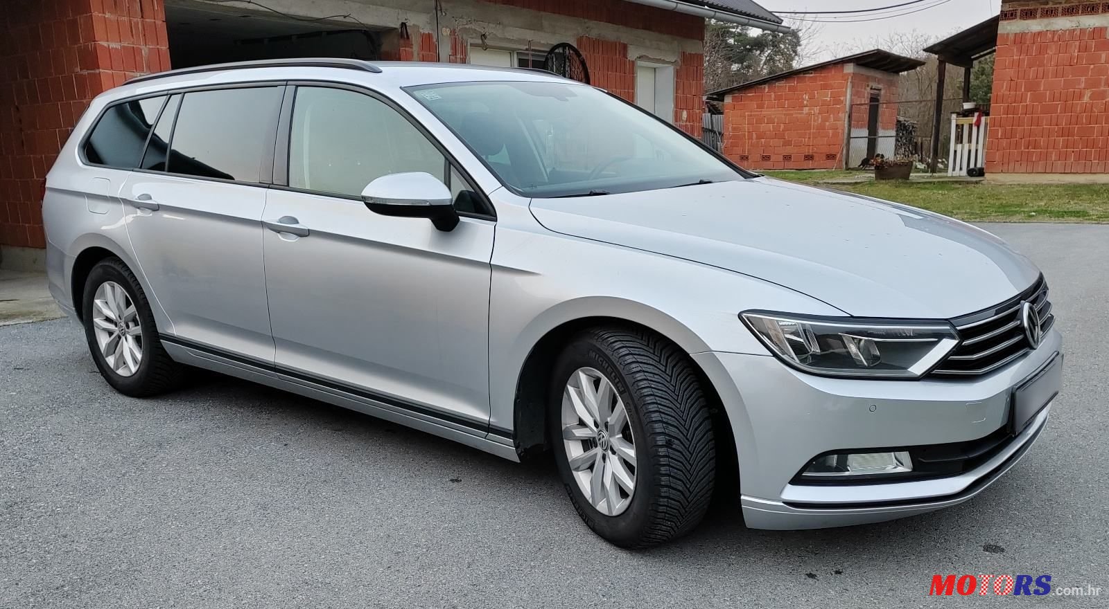 2018' Volkswagen Passat Variant photo #1