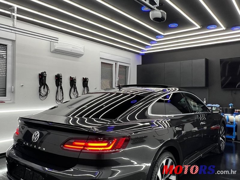 2020' Volkswagen Arteon 2,0 photo #3