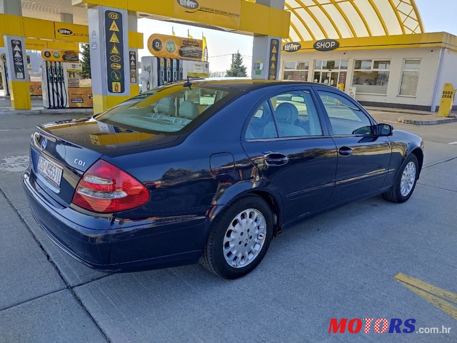 2003' Mercedes-Benz E-Klasa photo #4