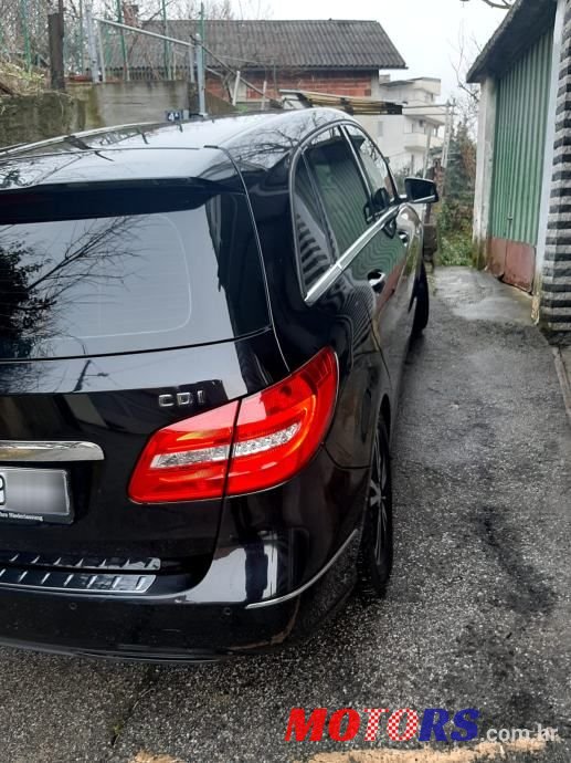 2012' Mercedes-Benz B-Klasa 180 photo #5