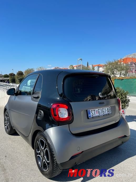 2016' Smart Fortwo photo #3