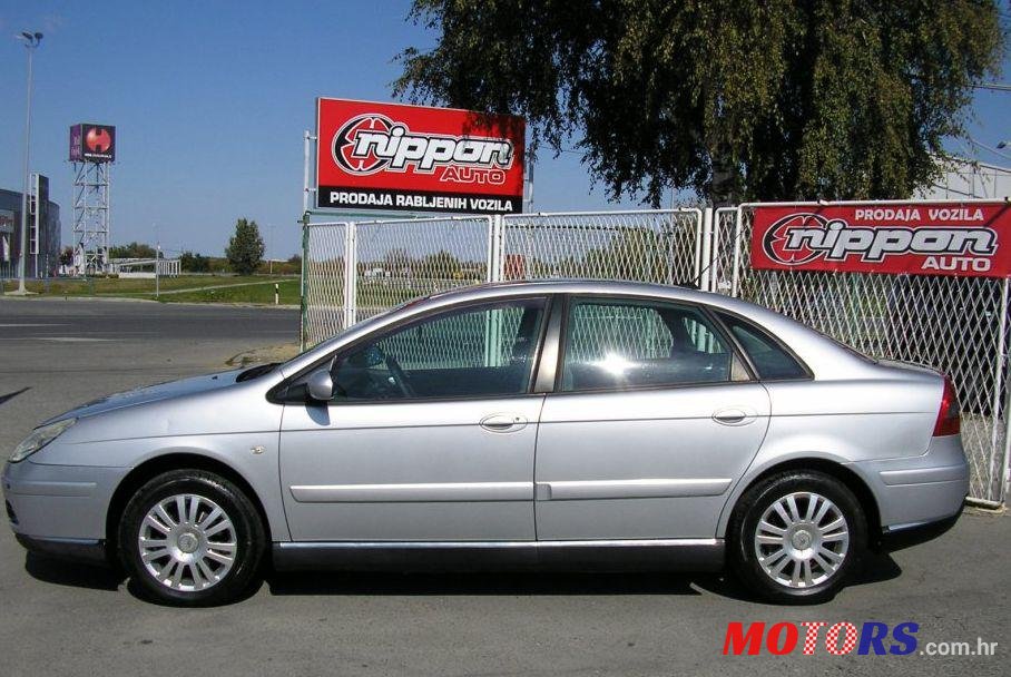 2004' Citroen C5 Sx 2,0 I 16V photo #1