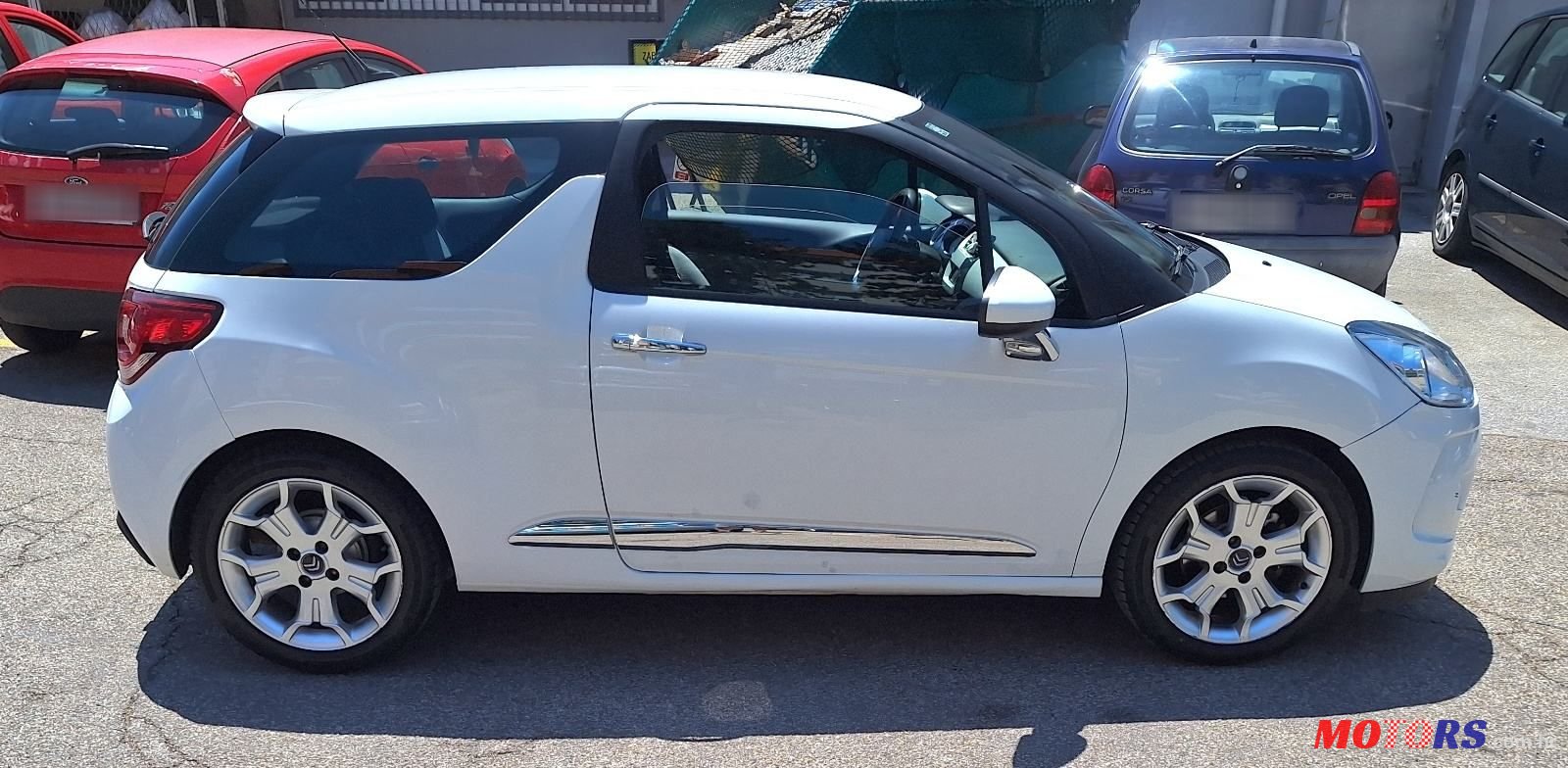 2014' Citroen DS3 1,2 Vti photo #4