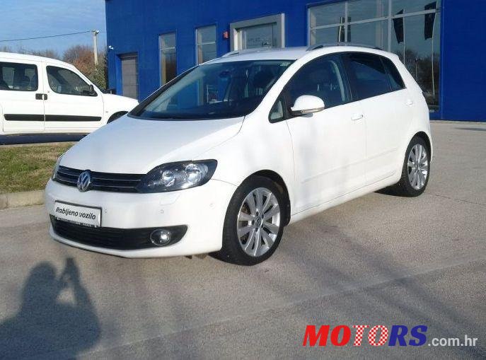 2010' Volkswagen Golf Plus 1,6 Tdi photo #1