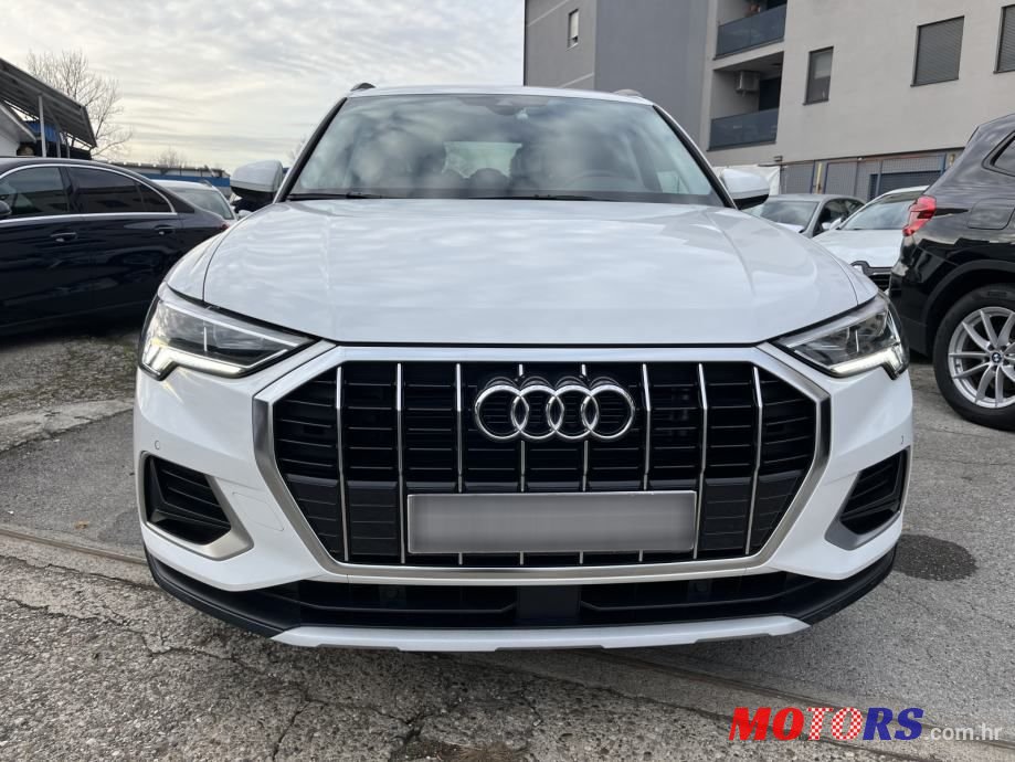 2023' Audi Q3 35 Tdi photo #2