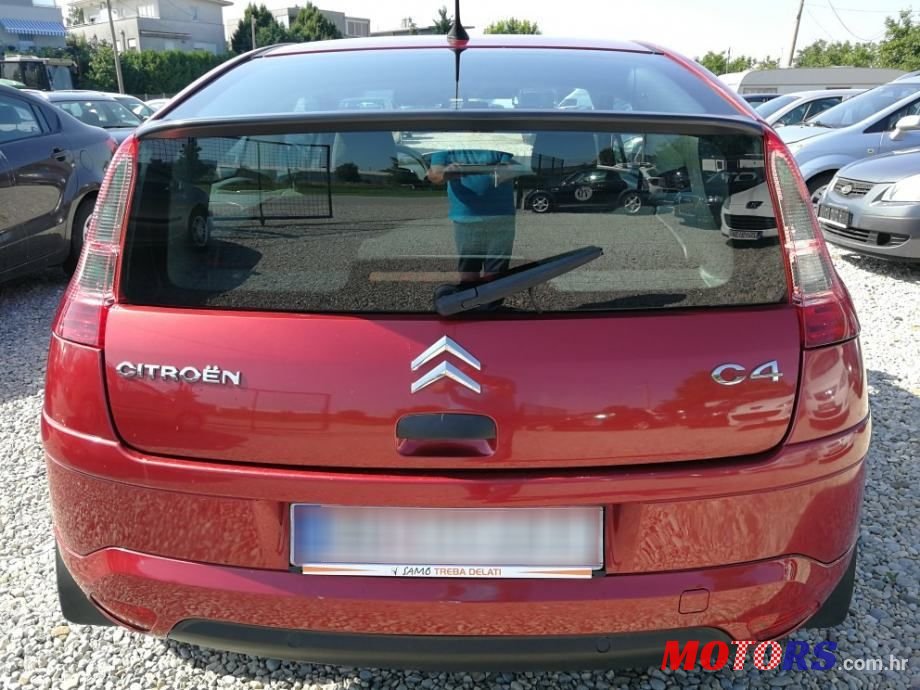 2005' Citroen C4 1,4 I 16V X photo #4