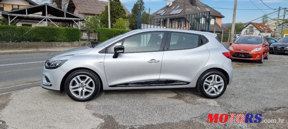 2017' Renault Clio photo #4