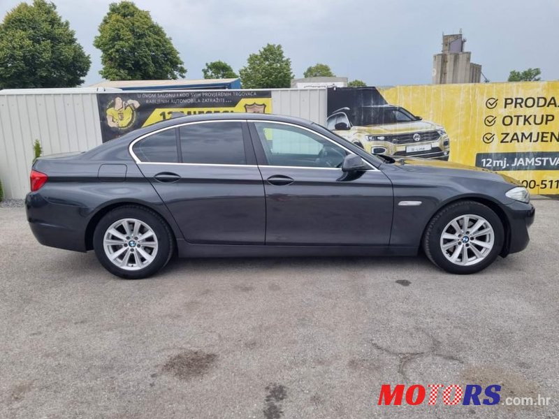 2011' BMW Serija 5 520D photo #2