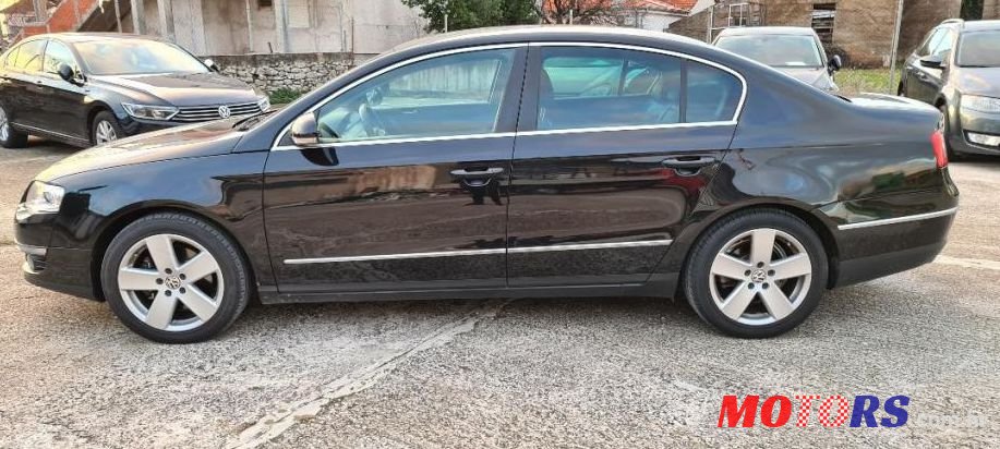 2007' Volkswagen Passat 2,0 photo #1