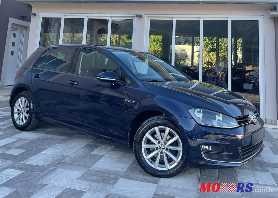 2015' Volkswagen Golf 7 1,6 Tdi Bmt photo #3