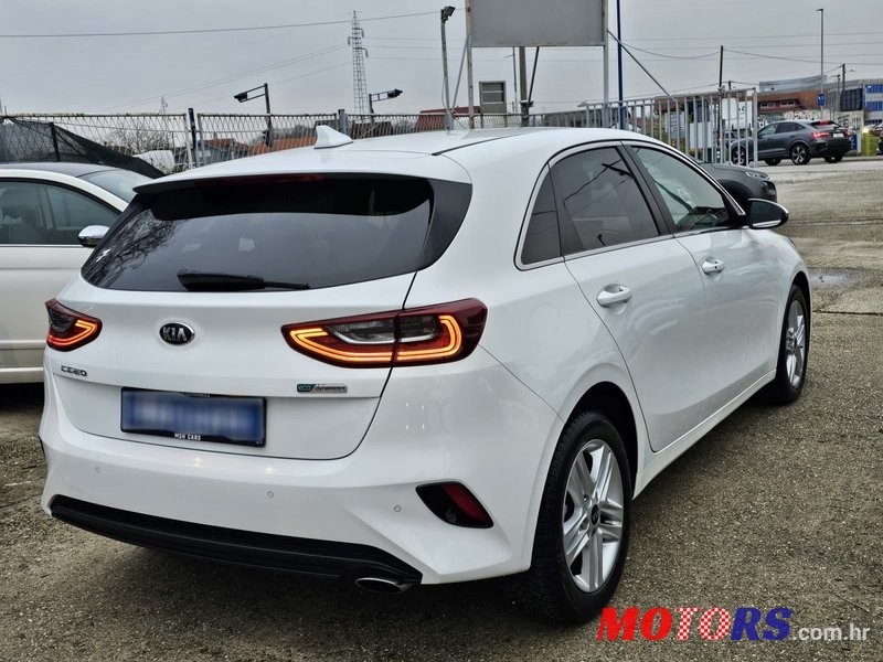 2021' Kia Ceed 1.6 Crdi photo #3