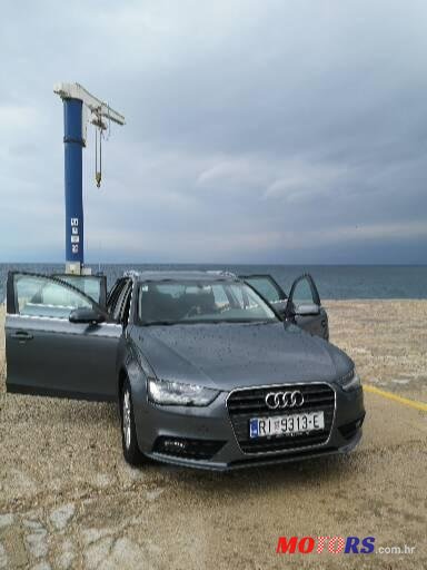2012' Audi A4 Avant photo #5