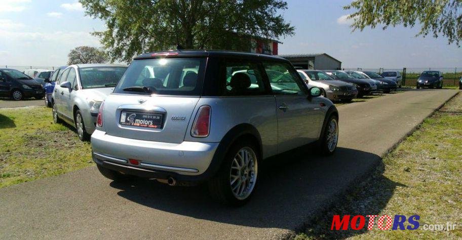 2004' MINI Cooper Cooper photo #2