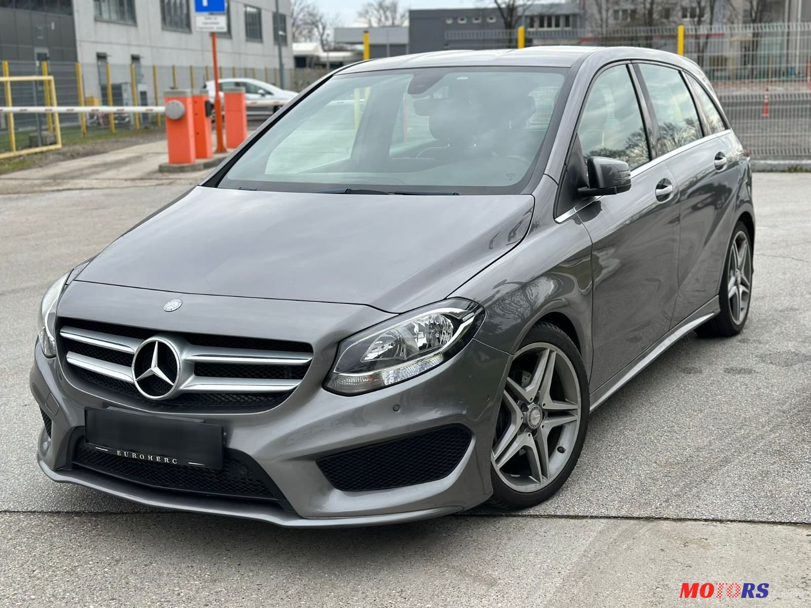 2016' Mercedes-Benz B-Klasa 180 D Amg photo #6