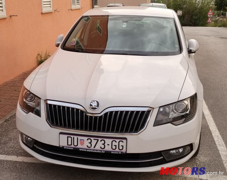 2013' Skoda Superb 2,0 Tdi photo #1
