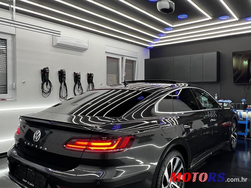 2020' Volkswagen Arteon 2,0 photo #4