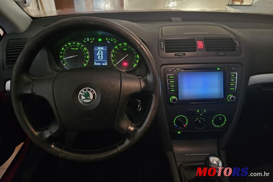 2008' Skoda Octavia 1,6 photo #5