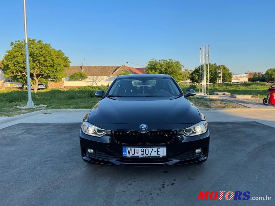 2013' BMW Serija 3 316D photo #2