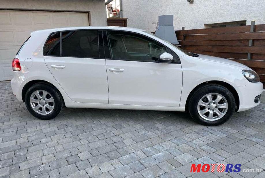 2009' Volkswagen Golf VI 1,4 photo #1