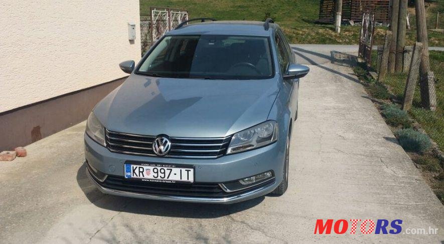 2012' Volkswagen Passat photo #2