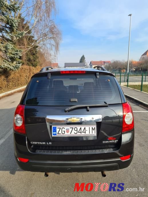 2009' Chevrolet Captiva 2,0 D photo #4