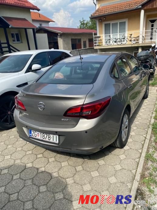 2017' Opel Astra 1,6 photo #2