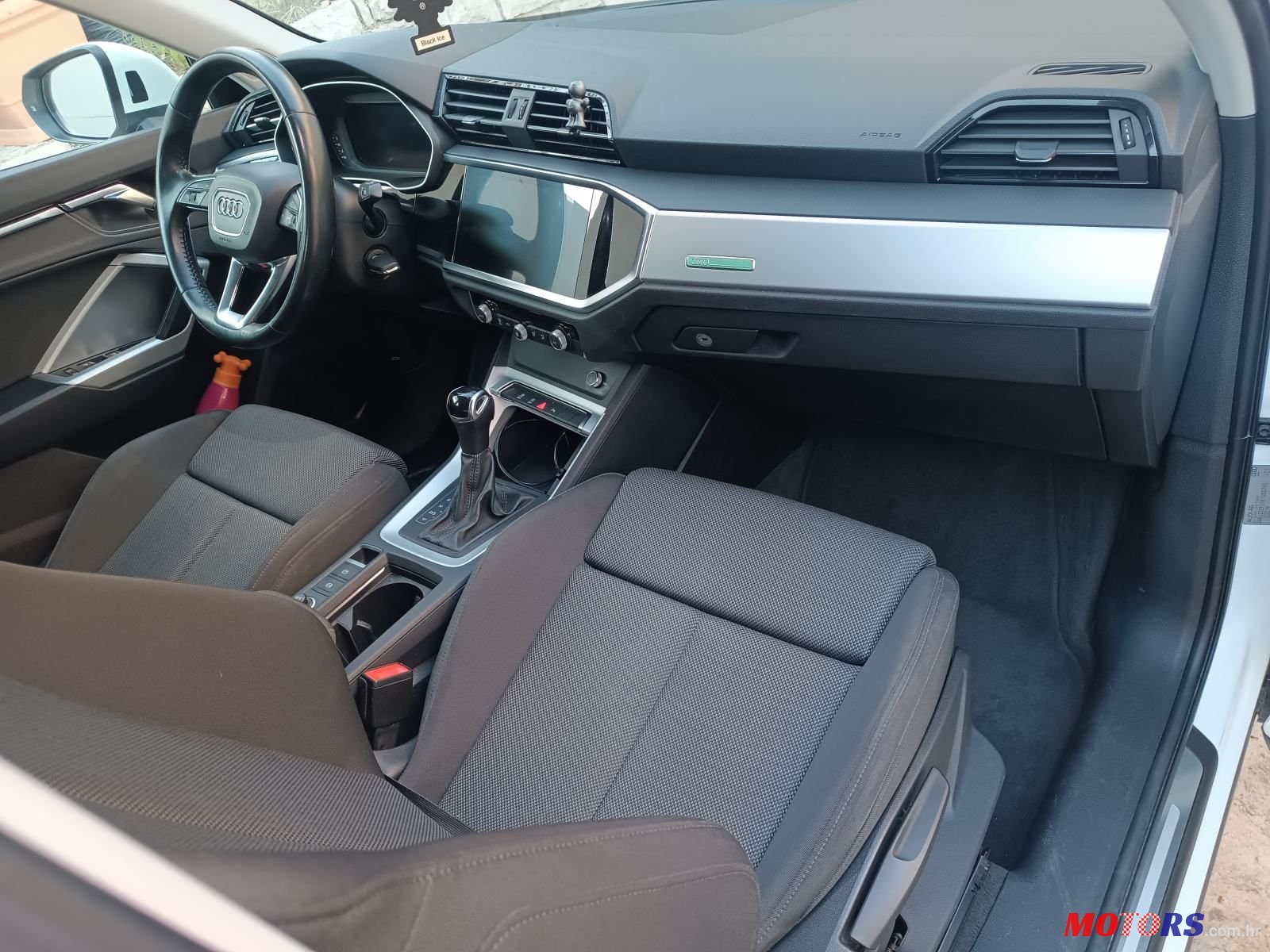 2019' Audi Q3 35 Tfsi photo #6